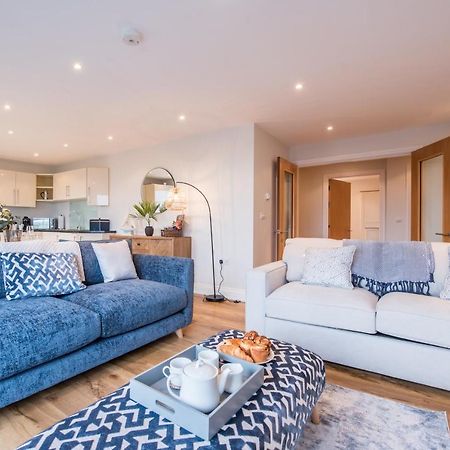 Beautiful Central Tenby Apartment With Free Parking エクステリア 写真